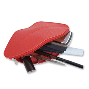 TROUSSE KISS TROUSSE KISS